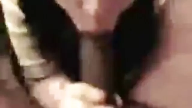 Pena e vídeo pornô com gorda dedo lentamente a fazer cócegas na tortura