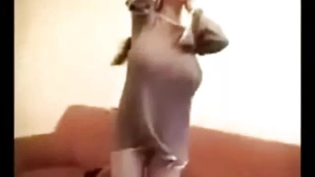 A Marley vídeo pornô de velha gorda ann mete pila na rata gordinha.