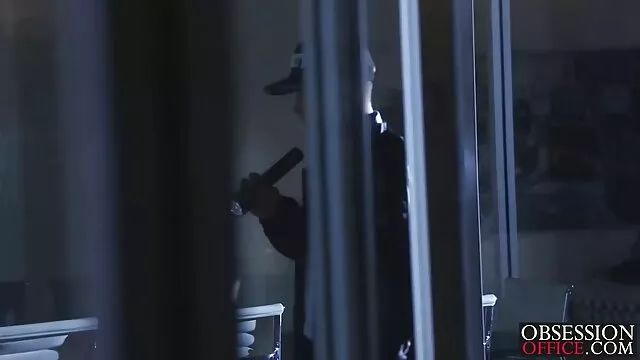 A loira não quero ver vídeo de pornô de mulher gorda consegue controlar a sua rata carente e gananciosa.