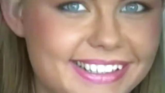 Melody Week 1 vídeo pornô de gordinhas Wow, comecei a dar aulas de guitarra a uma beleza