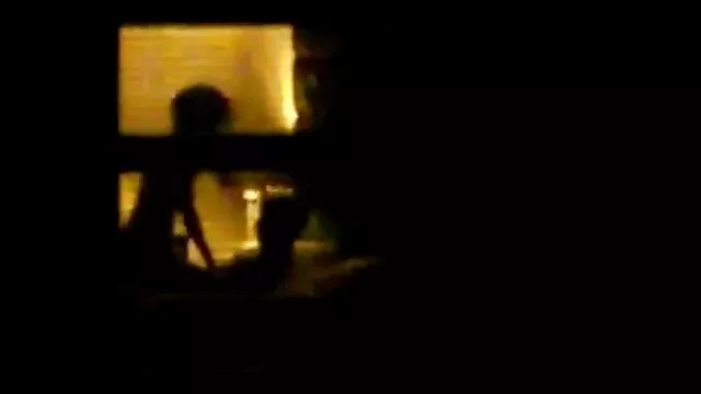 Chocolate sensual a babar-se com manteiga de cacau no filme pornô só de gordinha paki do caralho