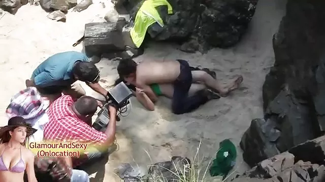 Gatinhos vídeo pornô de mulher morena gorda familistrokes-brilha cona para o tio pervertido